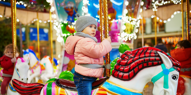 Marché et animations de Noël sur la place de l'Hôtel de Ville , Paris 4ème