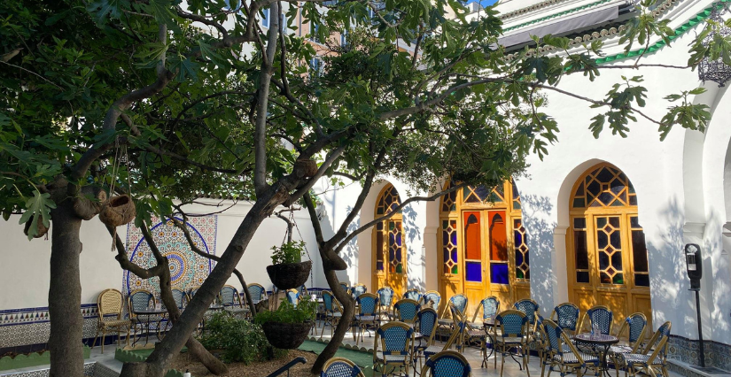 En famille, goûter gourmand à la Mosquée de Paris