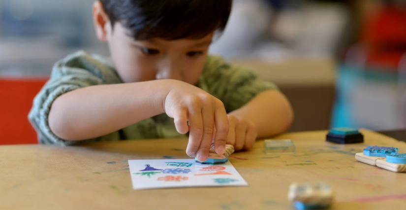 "La Famille Savoir-Faire" : atelier en famille, au Musée de l'Homme à Paris 16e.